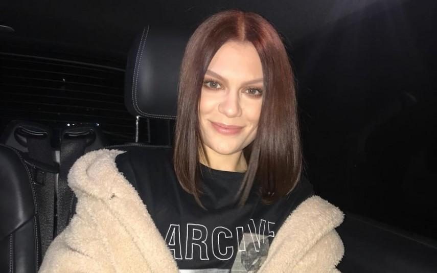 Jessie J - Anuncia gravidez após ter sofrido aborto espontâneo