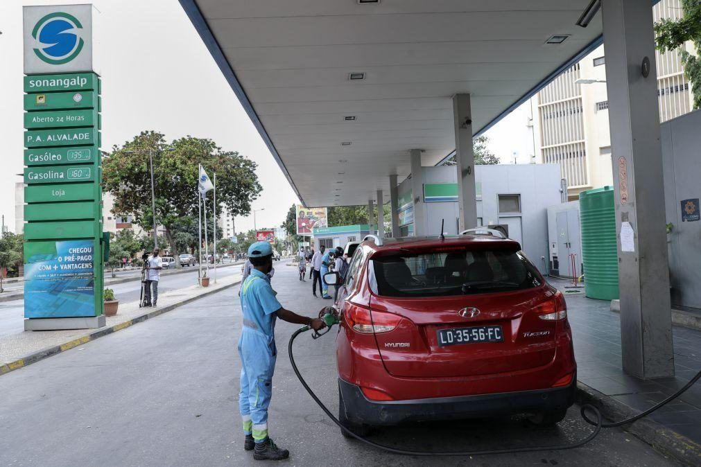 No país em que a água é mais cara que gasolina, angolanos temem fim dos subsídios
