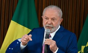 Lula da Silva acusa Bolsonaro de estimular invasões violentas em Brasília