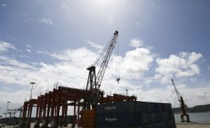 Desconvocada greve nos portos após 