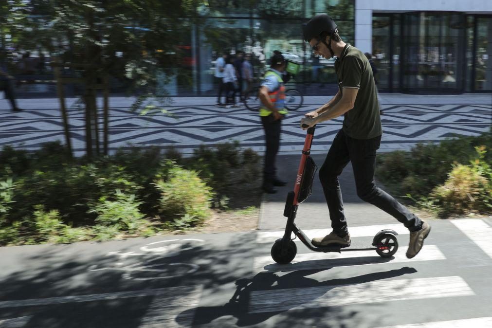 Trotinetes em Lisboa vão ter estacionamento obrigatório e limite de velocidade