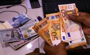 Euro sobe face ao dólar para máximos de sete meses