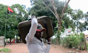 Angola e Zâmbia vão construir duas estradas de ligações fronteiriças