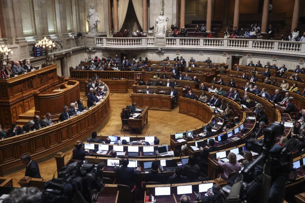 Parlamento debate limites e amnistias para multas por falta de pagamento de portagens