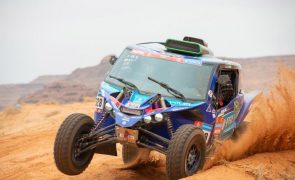 Ricardo Porém vence pela primeira vez nos SSV do rali Dakar
