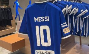 Pai de Messi negoceia com rival de Ronaldo e proposta é ainda mais choruda