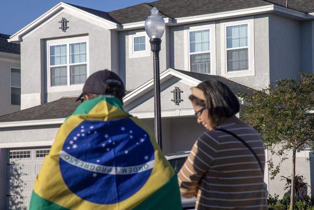 Congressistas democratas americanos querem revogação do visto de Bolsonaro