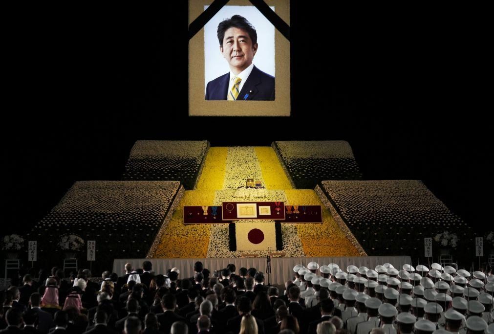 Justiça japonesa acusa formalmente suspeito do homicídio do antigo primeiro-ministro Abe