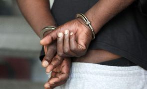 Detido em Moçambique nigeriano com 18 quilos de cocaína proveniente do Brasil