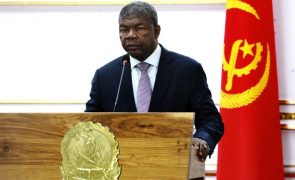 João Lourenço lamenta degradação das infraestruturas desportivas em Angola