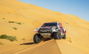 Nasser Al-Attiyah vence Dakar pela quinta vez