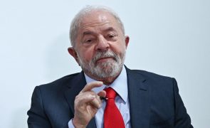 Lula da Silva demite direção dos meios de comunicação públicos