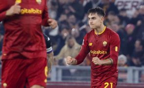 'Bis' de Dybala assegura regresso aos triunfos da Roma de José Mourinho