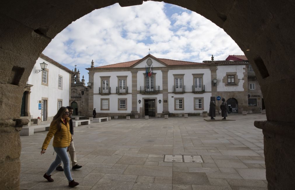 Câmara de Miranda do Douro vai avançar para tribunal contra Autoridade Tributária