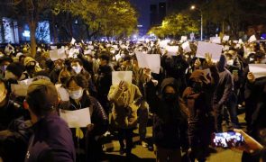 Vinte pessoas detidas na China por participarem em protestos contra política 'zero covid'