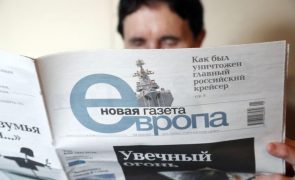 Rússia multa jornal Novaya Gazeta por desacreditar Forças Armadas