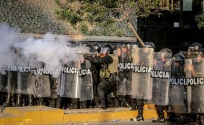 Peru: Presidente acusa manifestantes de quererem 