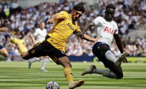 Gonçalo Guedes regressa ao Benfica por empréstimo do Wolverhampton