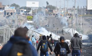 Mais de 300 detidos e um morto na invasão do aeroporto de Arequipa, no Peru