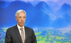 Cravinho nega ter mentido sobre Hospital Militar mas assume que sabia de 'derrapagem'
