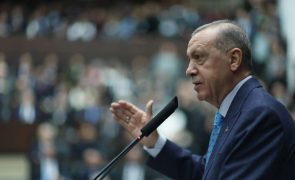 Ancara diz que Suécia deixa de contar com apoio turco na adesão à NATO
