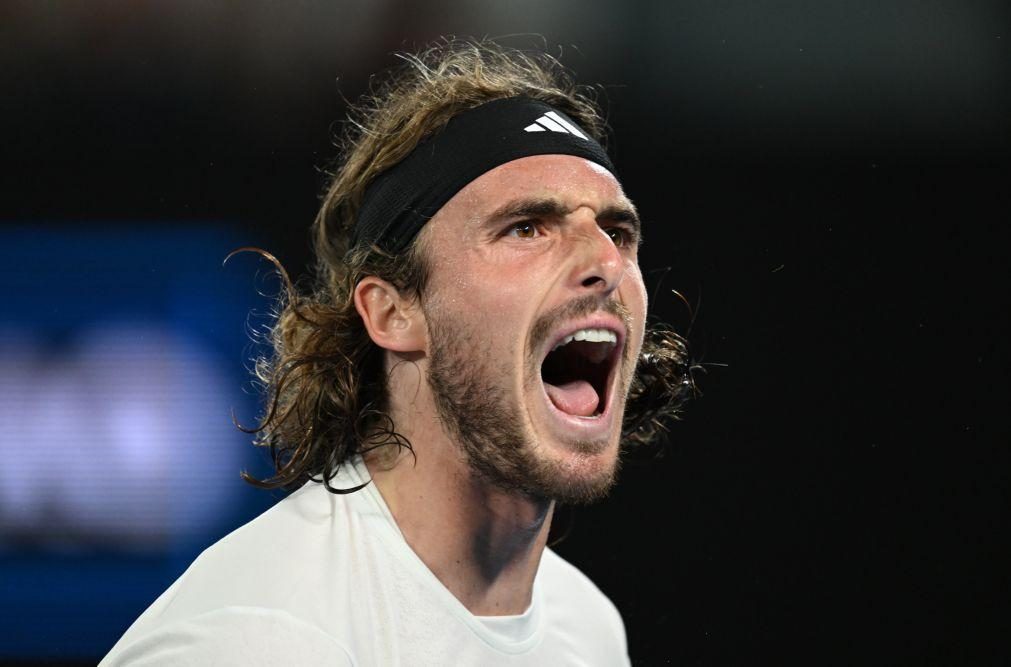Tsitsipas pela quarta vez na meia-final em Melbourne