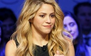 Sogra de Shakira manda-a calar e agarra-lhe o rosto