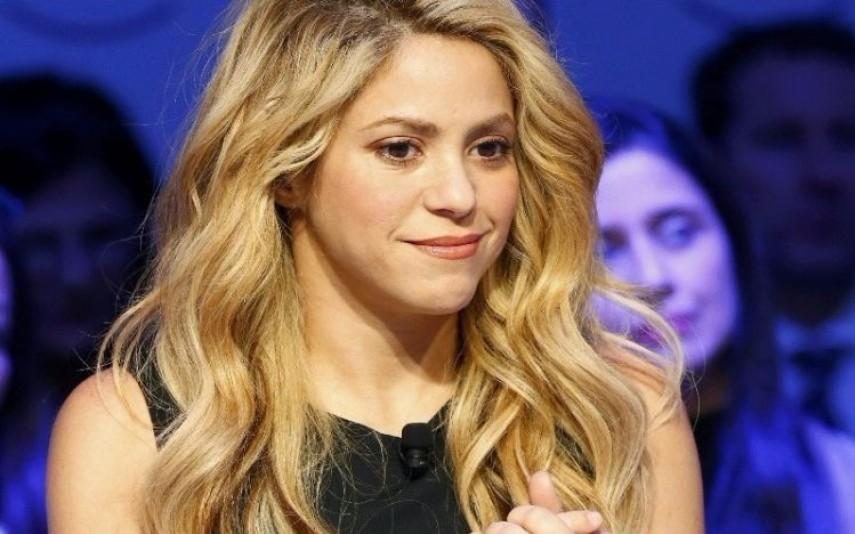 Sogra de Shakira manda-a calar e agarra-lhe o rosto
