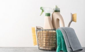 DECO alerta para rótulos 