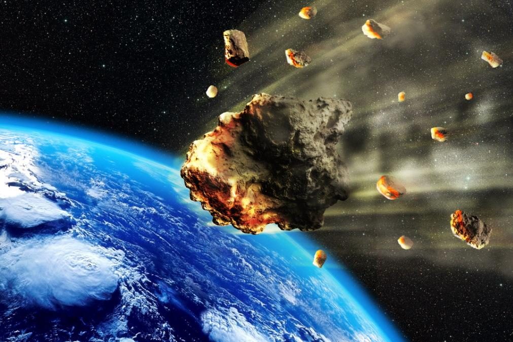 Asteroide passa a rasar a Terra nesta manhã