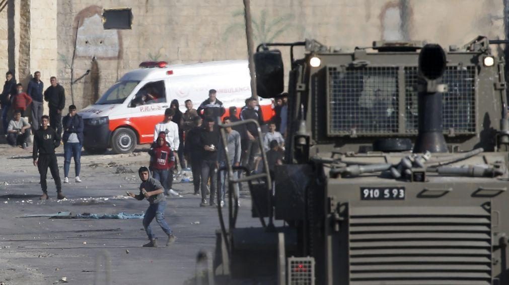 Israelitas e palestinianos