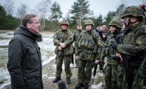 Ucrânia: Fundo de 100 MME para modernizar exército alemão é insuficiente - ministro