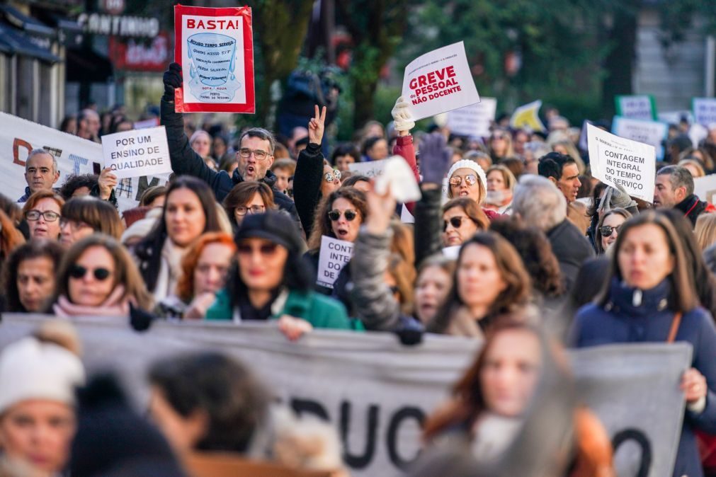 Professores e pessoal não docente voltam a manifestar-se hoje em Lisboa
