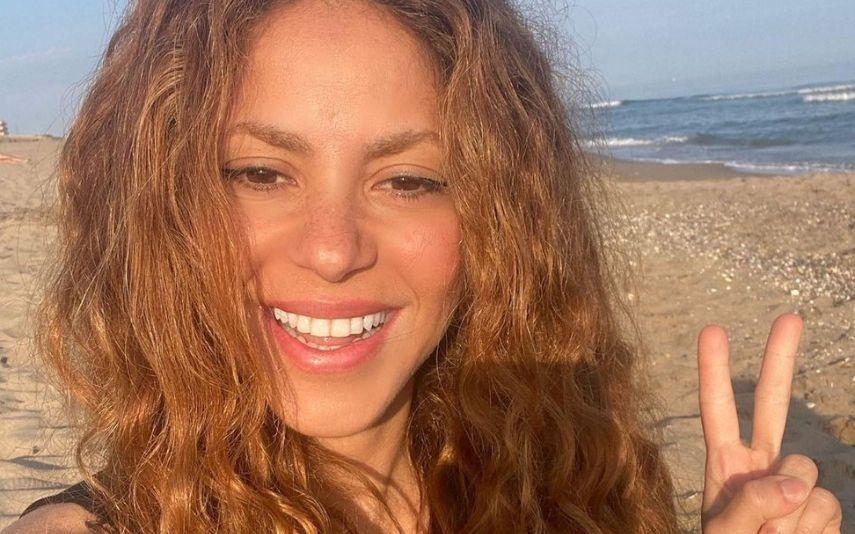 Shakira - Responde à foto de Piqué com Clara Chía e é criticada