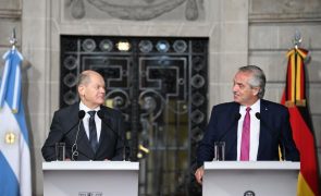 Scholz quer manter aberta a linha de comunicação com Putin