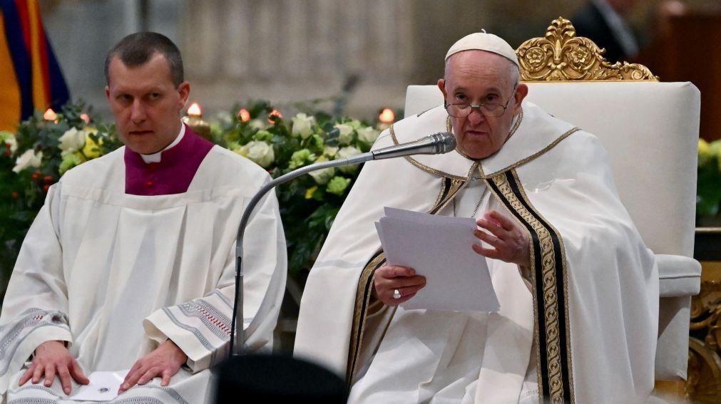 Papa exorta governos da Palestina e de Israel a encontrarem 