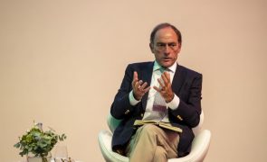 Acionistas da Mota-Engil elegem hoje Paulo Portas para membro do Conselho de Administração