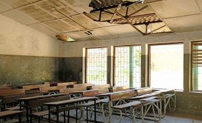 Novo ano letivo em Moçambique arranca com velhos problemas estruturais