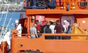 Resgatados 171 migrantes perto de Fuerteventura e Grande Canária