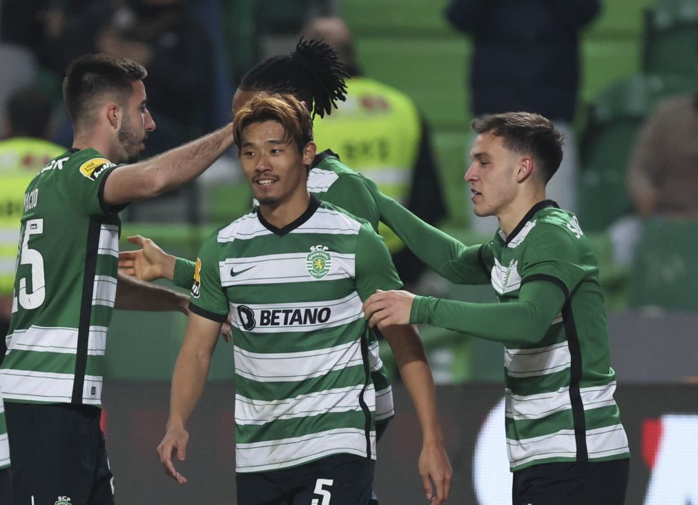 Sporting goleia e tira Sporting de Braga do segundo lugar da Liga