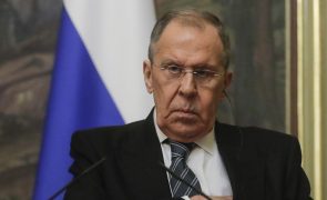 Ucrânia: Lavrov diz que armas ocidentais vão fortalecer presença russa