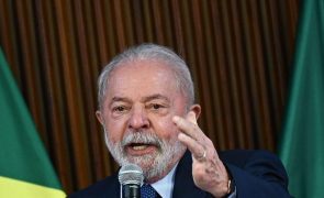 Lula da Silva pede harmonia ao Congresso brasileiro e defende 