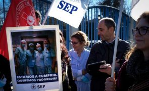 Enfermeiros em Viseu paralisam serviços e marcam nova greve para 24 de fevereiro