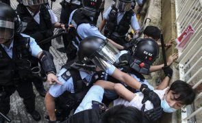 Hong Kong: Tribunal condena 11 manifestantes dos protestos de 2019
