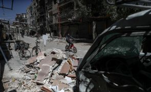Síria: Observatório dos Direitos Humanos luta para manter guerra na agenda internacional