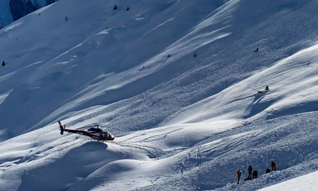 Cinco mortos encontrados no Tirol. Sobe para oito o número vítimas mortais de avalanches