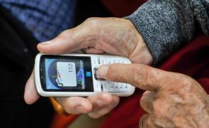 Número 112 recebeu 19.359 chamadas por dia no ano passado e cerca de 20% foram emergências