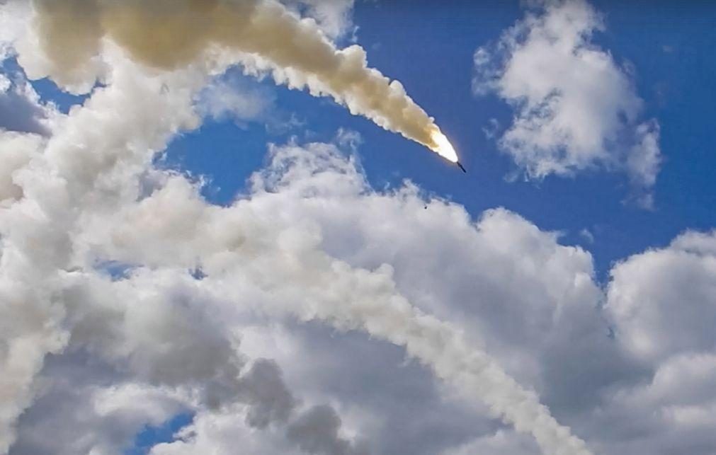 Ucrânia diz que intercetou 61 mísseis russos no ataque de hoje de manhã