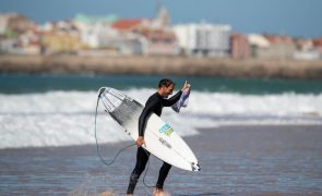 Frederico Morais recebe convite para prova da elite mundial de surf em Peniche