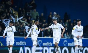 Vitória de Guimarães procura terceiro triunfo seguido na receção ao Portimonense